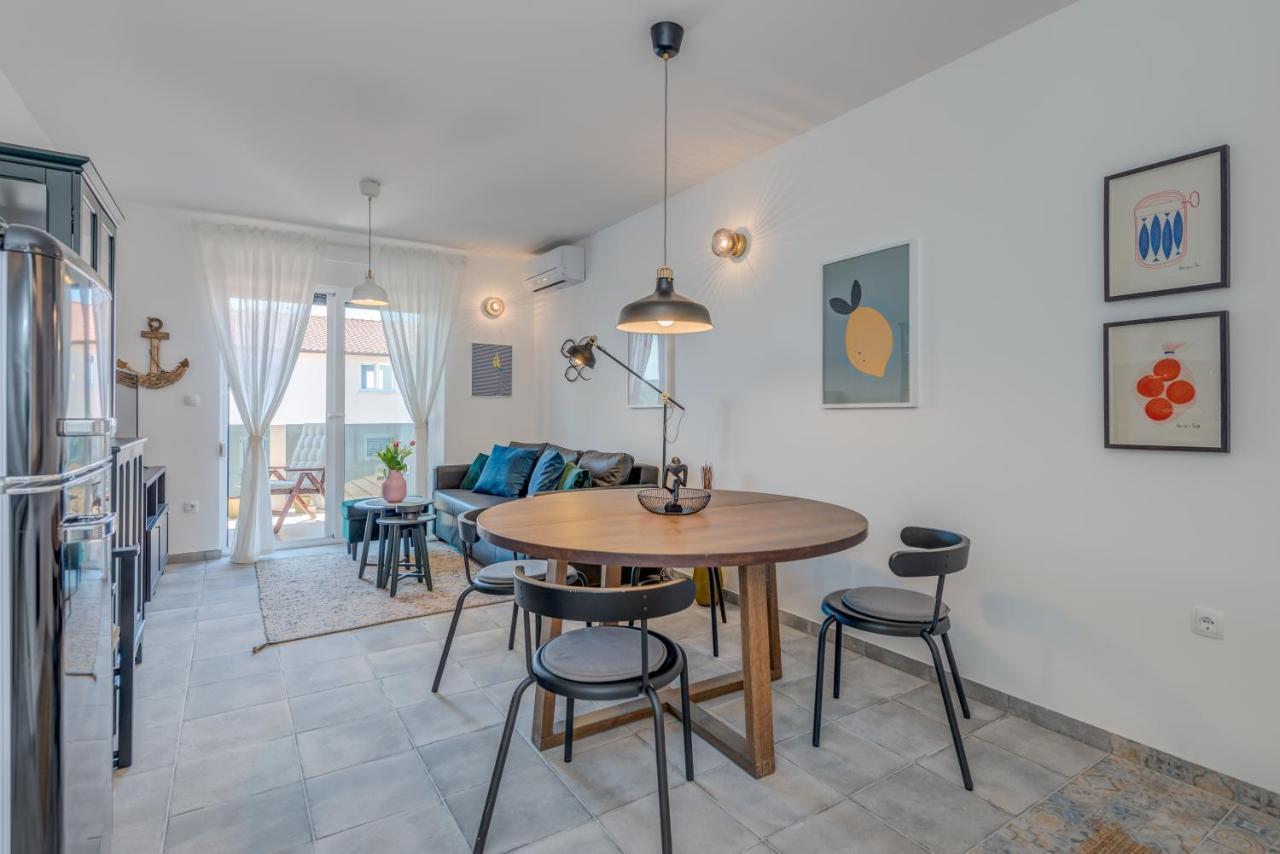 New And Chic Place Near Old Town Of Трогир Экстерьер фото