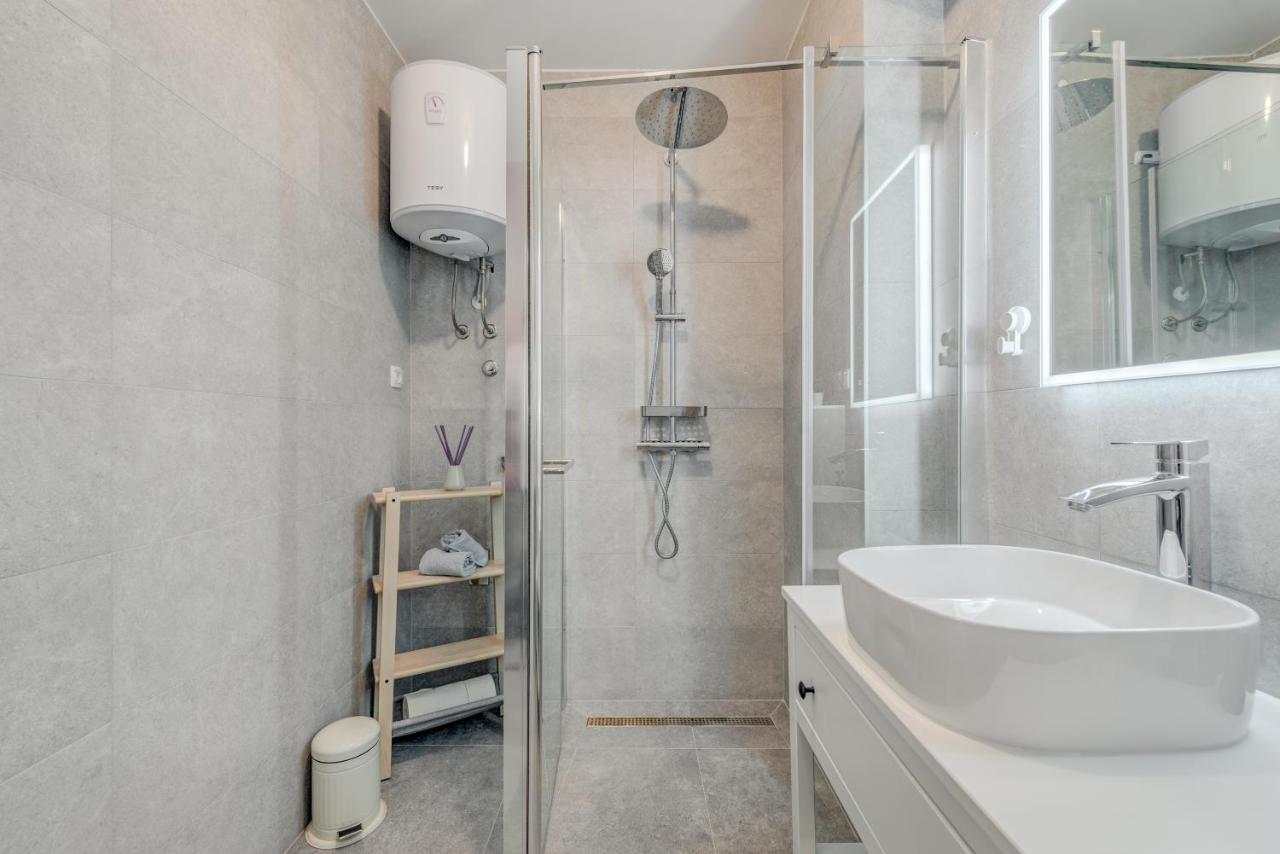New And Chic Place Near Old Town Of Трогир Экстерьер фото